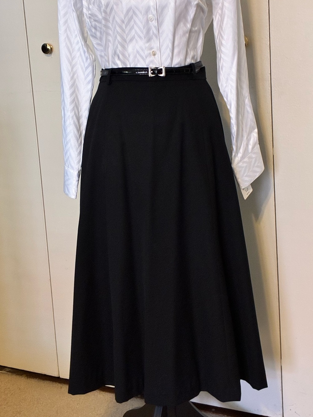 Austin Reed Black Full Circular- Fit and Flare Midi Skirt